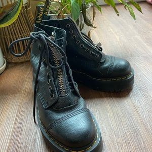 Doc Marten Sinclair Leather Boots NWOT